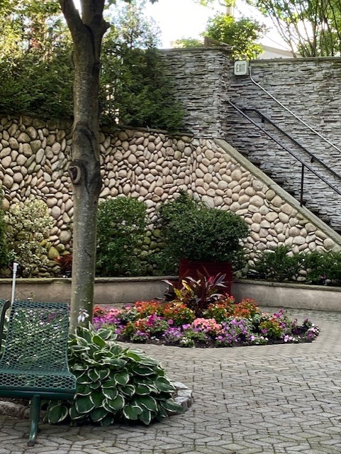 Hotel Courtyard